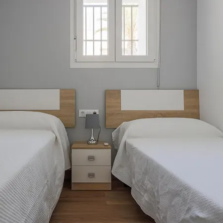 Apartment Caleta De 1 *